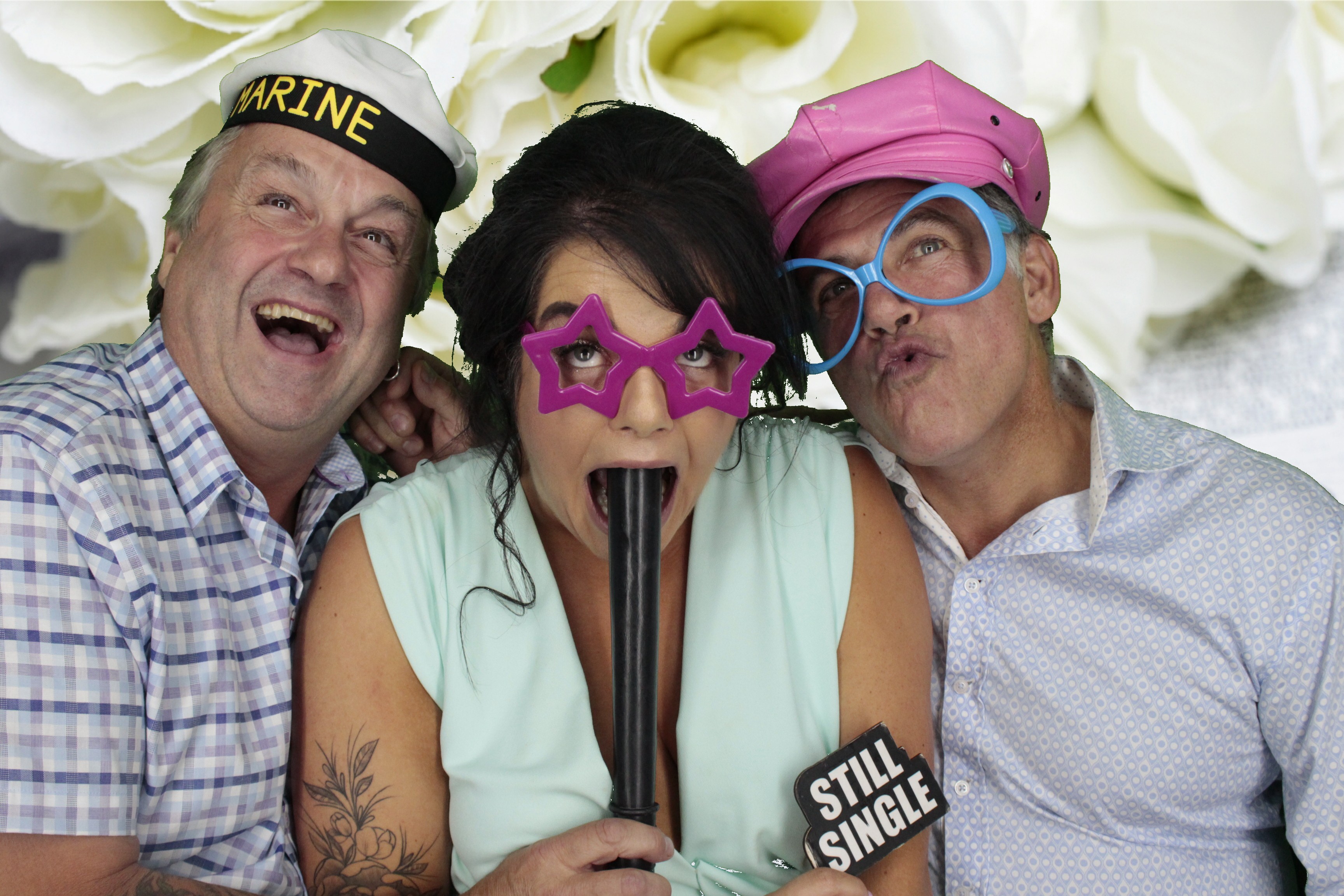 Mr & Mrs Bowles | View more photos from the event at gallery.myphotoboothexperience.co.uk/u/MyPhotoBoothExperienceLtd/Mr-Mrs-Bowles